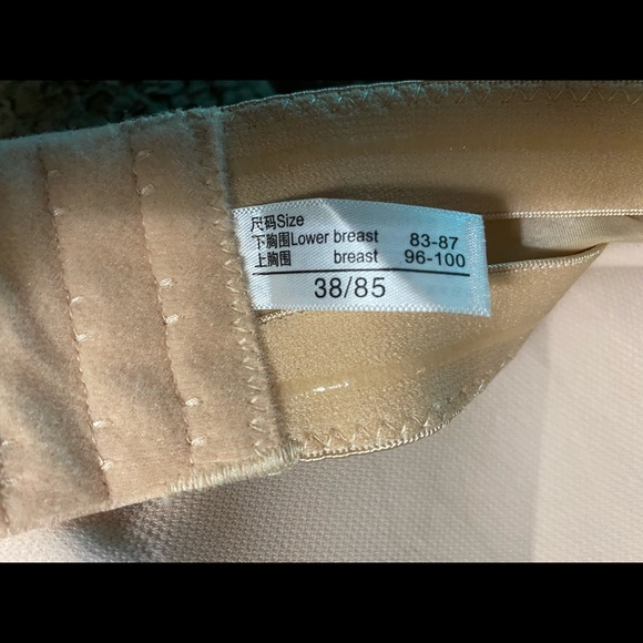 STRAPLESS BRA SIZE 38 - Picture 3 of 3